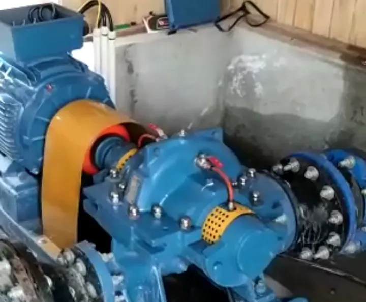 Bomba IDEAL de carcasa partida instalada en el Proyecto Agrario de Chimbote